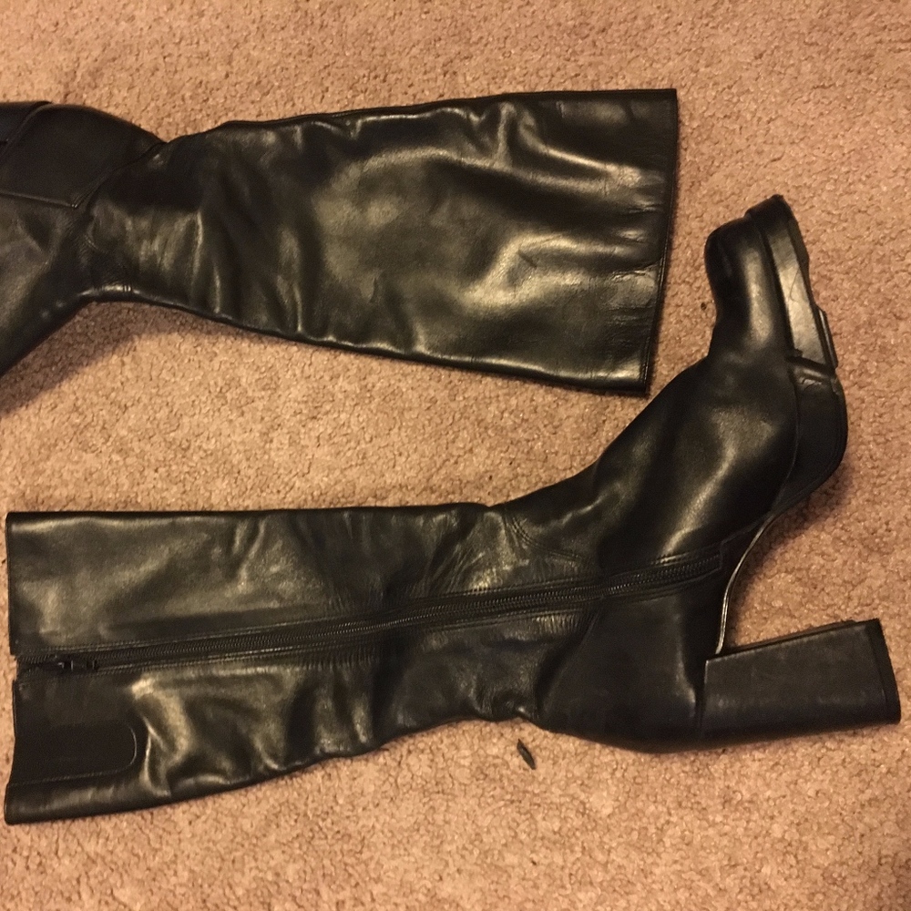 Knee High Black Heeled Boots